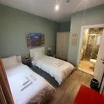 Otel St945 *
