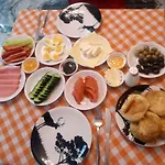 Hotel St945 Smirne