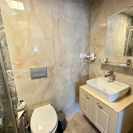 St945 Hotel *