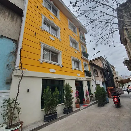 St945 Hotel *
