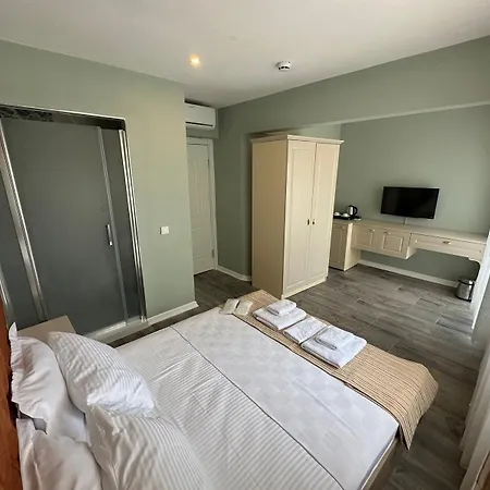 Hotel St945 *