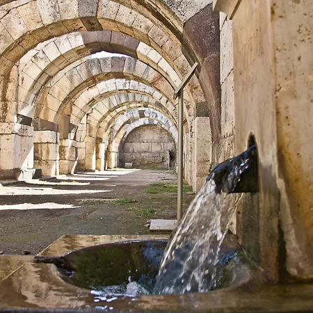 Ξενοδοχείο St945 *