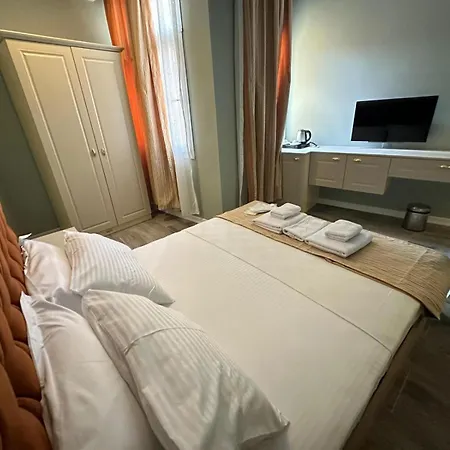 St945 Hotel